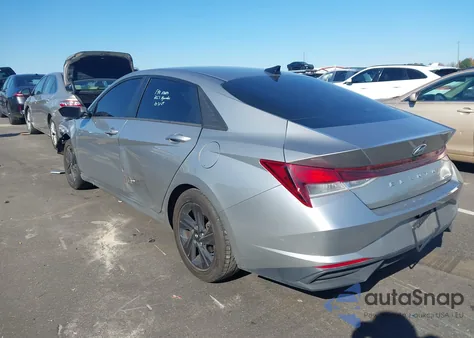 2023 Hyundai Elantra Sel from USA, damaged, VIN 5NPLM4AG6PH093169